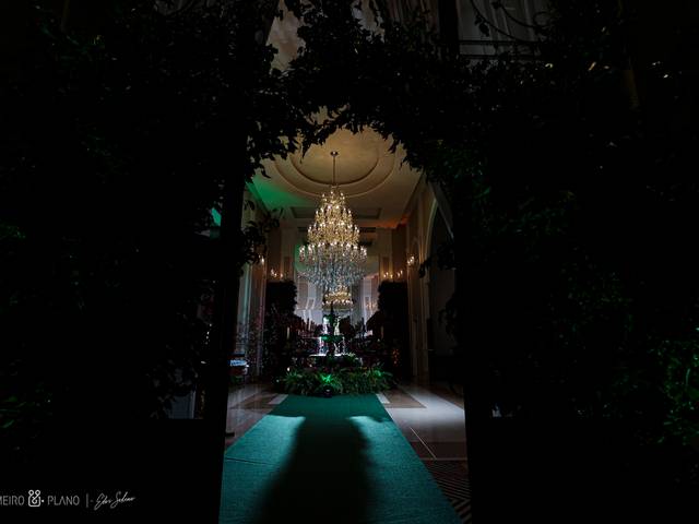 Debutante de THAIS OLIVEIRA