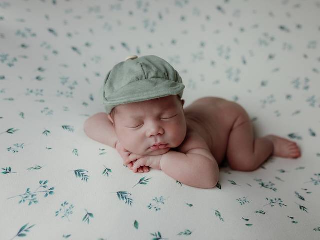 Ensaio newborn de Felipe e suas primeiras memórias encantadoras