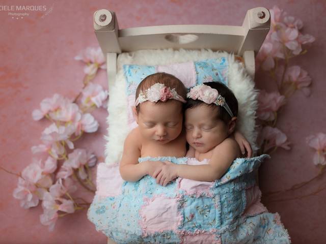 Ensaio newborn de Letícia e Alice