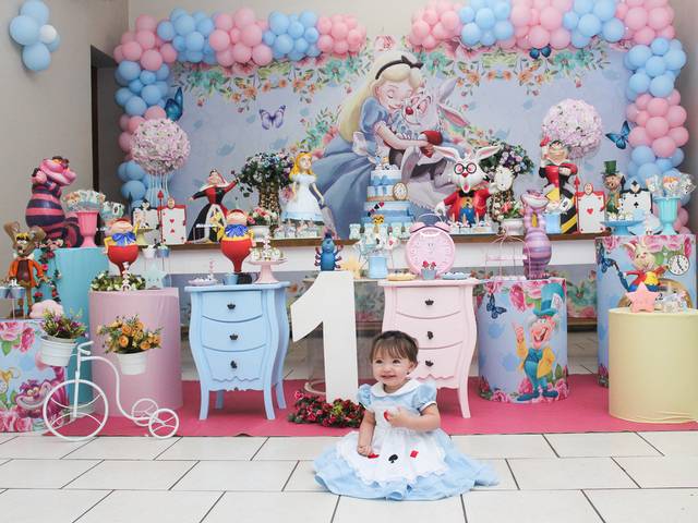 Festa Infantil de Alice - 1 aninho 