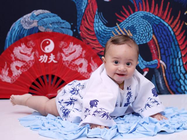 Acompanhamento meninos de Japão - menino 