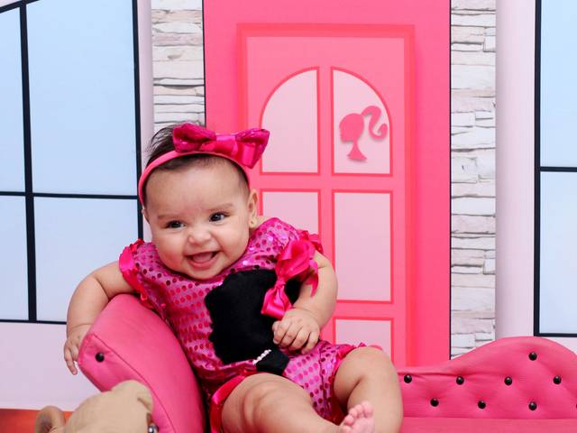 Acompanhamento meninas de Barbie 