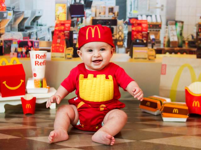 Acompanhamento meninos de MacDonalds