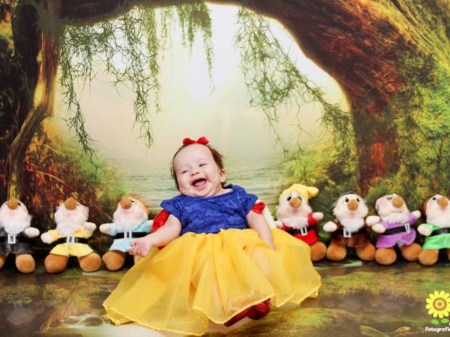 Acompanhamento meninas de Branca de neve 