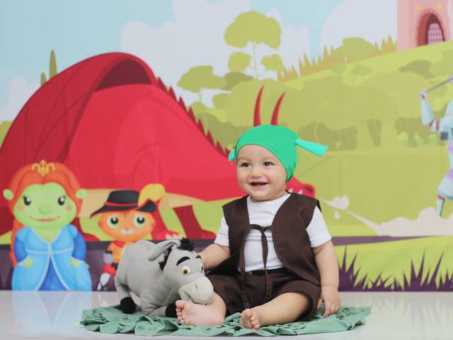 Acompanhamento meninos de Shreck 