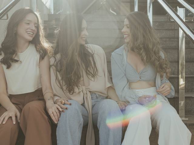 Feminino de Editorial Nicole Semijoias