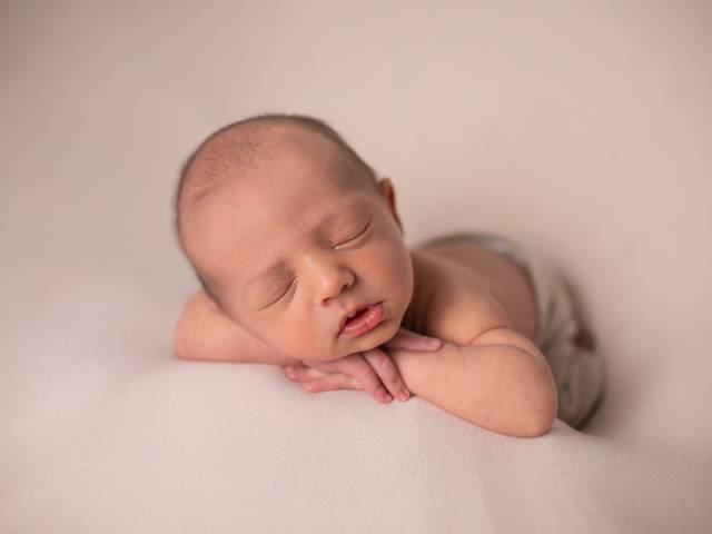 Newborn de Ensaio do Pequeno Mateus