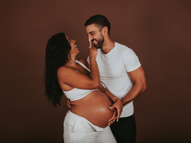 Grávida de Lionia Martins