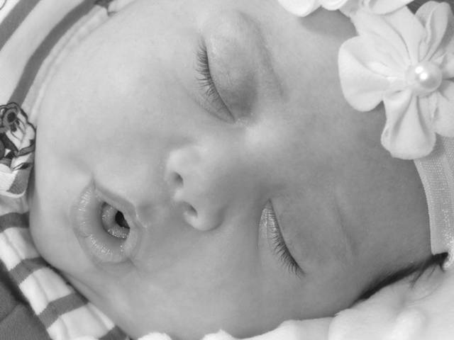 Fotografia de Acompanhamento de Acompanhamento da Íris Vitória - 1º Mês