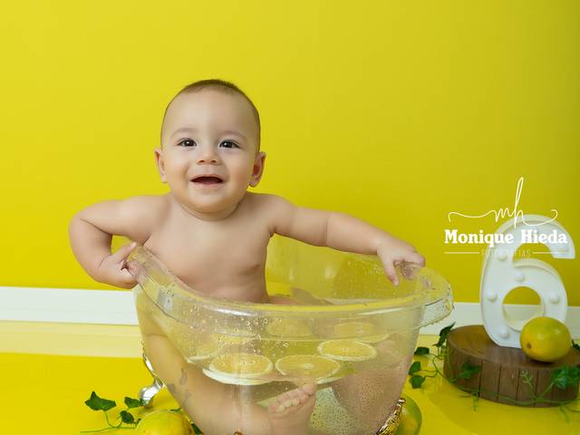 6 meses of Acompanhamento Mensal de bebês