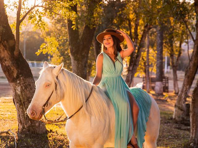 Ensaios Externos de 15 ANOS EMANUELE 