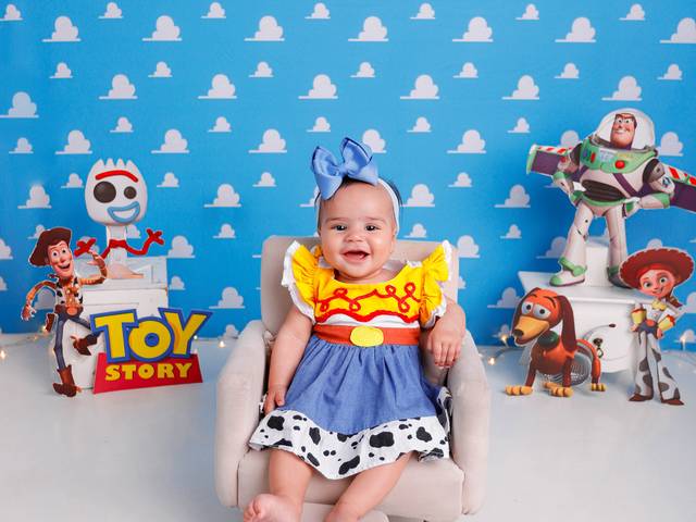 Acompanhamento Mensal de MENINA 4  MESES Acompanhamento 