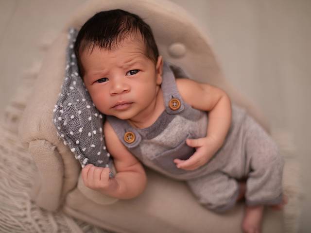 Newborn de Ravi Dias