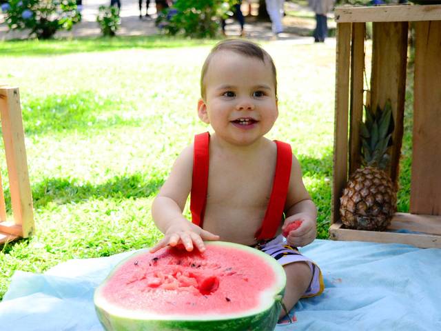 Infantil de Smash the fruit - João Victor 1 ano