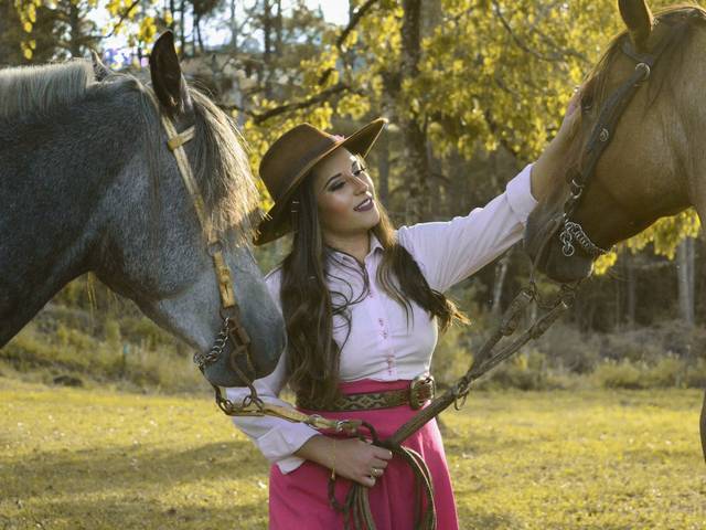 Ensaio Feminino de Bruna - Ensaio no Campo