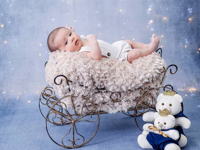 Bebês e Infantil de 1º mês do Ruan