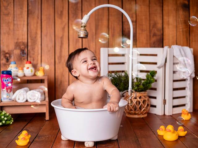 Bebês e Infantil de Miguel 7 meses - Banho é bom, banho é muito bom!
