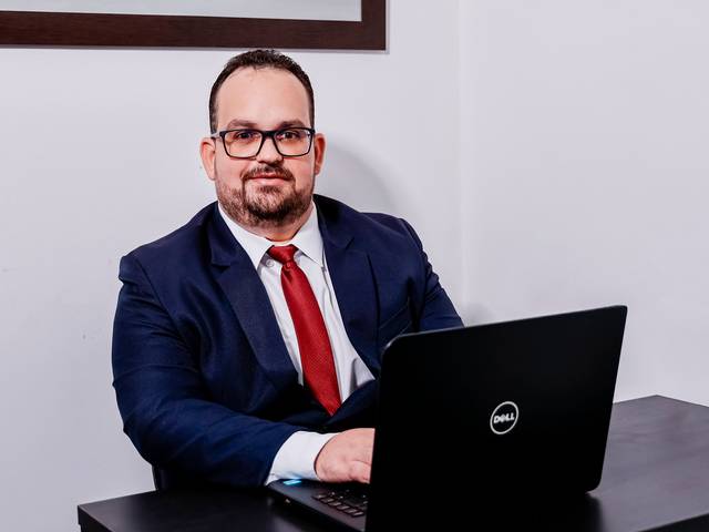 Corporativo de Adolf - Advocacia