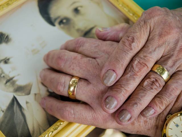 Ensaio de casal de Ensaio de casal BODAS DE OURO Bia e Abílio