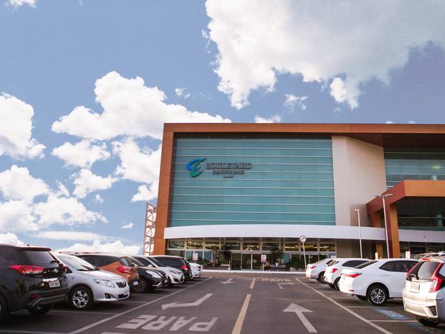 Comerciais de Shopping Boulevard Bauru
