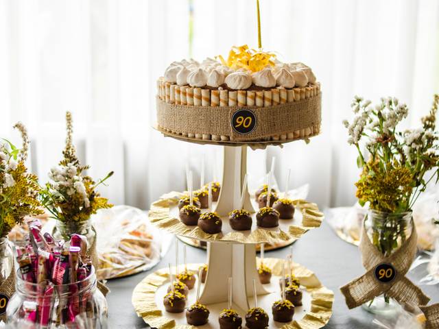 Niños, Adolescentes. Cumpleaños de Reimundo 90 años