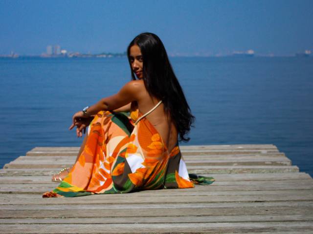 FOTOS EXTERNAS de ENSAIO DA ATRAIZ - LIVIA 