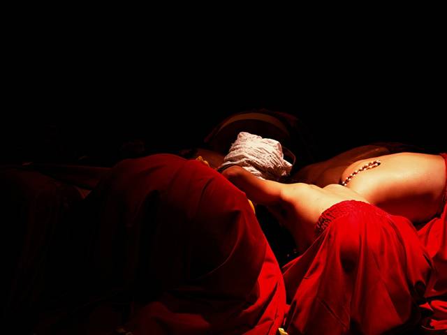 Teatro de Ensaio do Espetaculo Aldeias- Experimentos do Corpo Ancestral 