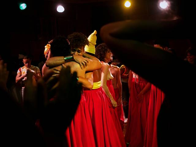 Teatro de Apresentação do Espetaculo Aldeias- Experimentos do Corpo Ancestral