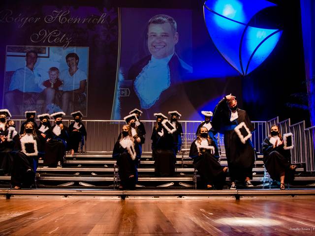FORMATURA de ROGER METZ