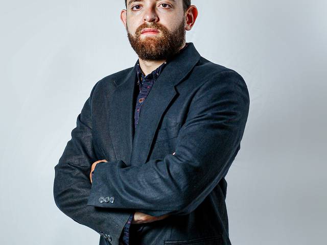 Ensaio fundo infinito de João Victor - Ensaio foto convite