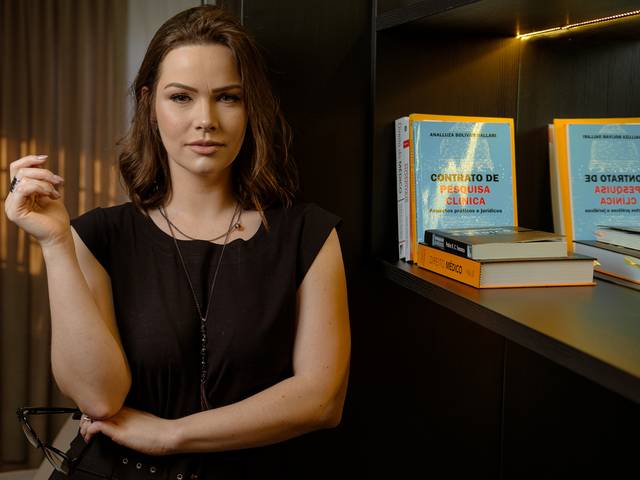 Reposicionamento de Imagem de Luana Blazius - Ensaio Profissional