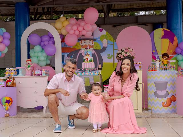 Aniversário de ANIVERSÁRIO DA LÍVIA ♥