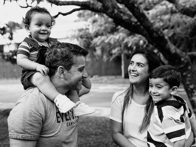 Família de Camila & Roger = Murilo + Felipe