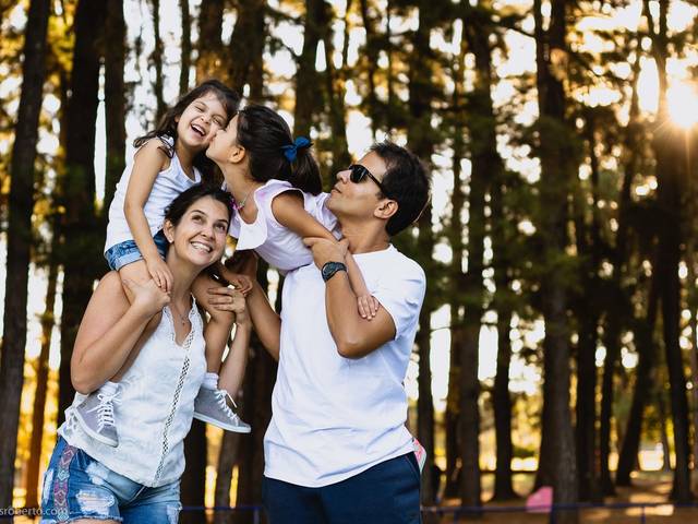 Família de Andreia & Angelo = Clara + Maitê