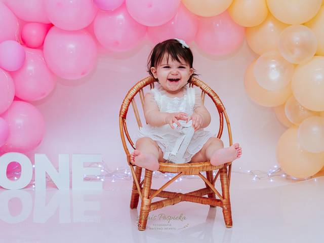 Sessão Infantil de Laura Smash the Cake 