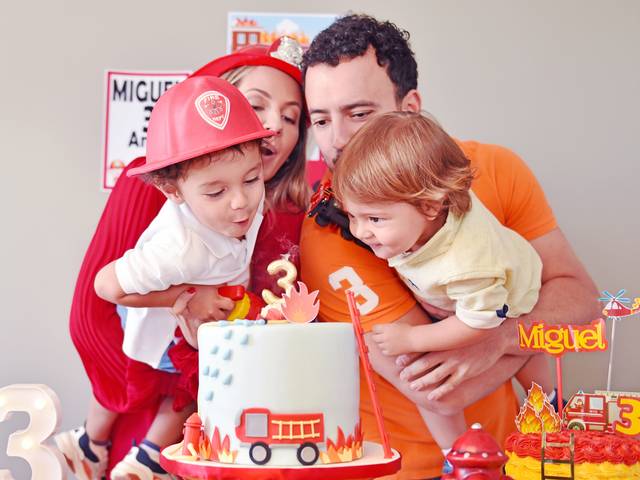 Aniversários de O TERCEIRO ANINHO DE MIGUEL - EM CASA