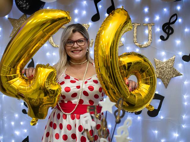 Aniversário de Niver Claudete à la Anos 60