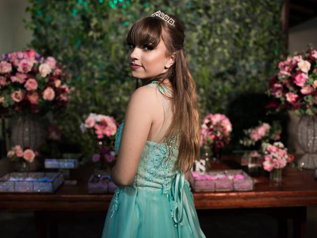 15 anos de Anna Julia Niver