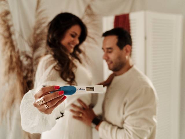 Gestante de Ensaio Anúncio da Gravidez