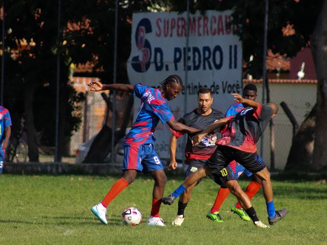 Futebol de HAITIANOS FC X MLKS D6 - 20/11/2024