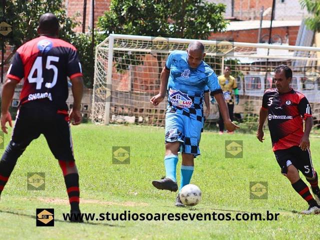 Futebol de Relíquias Futebol e Amizade X Shangai FC