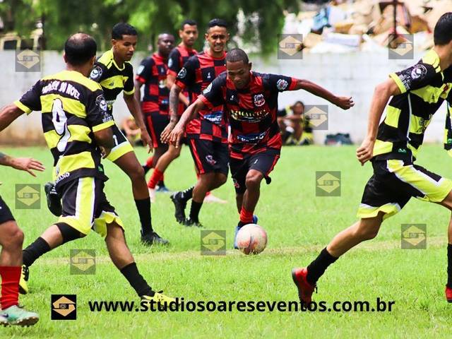 Futebol de Mandrakes X Família ST FC