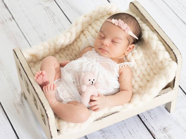 Newborn de Newborn - Yara
