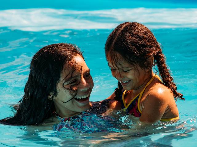 Eventos de Festa na Piscina - Aniversário Tiffany