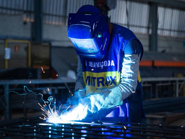 Fotos Publicitárias de Mitrax