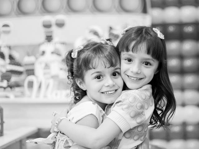 Aniversário de Maria Luiza e Helena I Aniversário