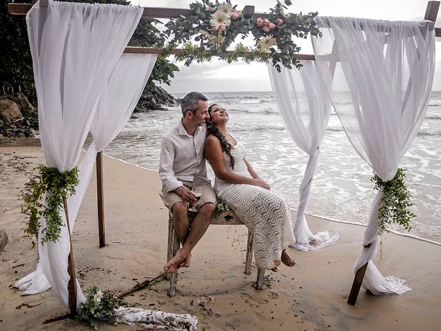 Casamento de Valéria e Xema - Praia das Toninhas, Ubatuba
