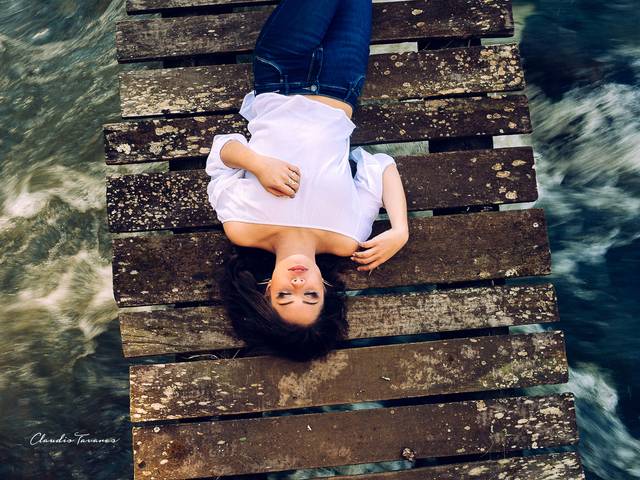 Por Claudio Tavares de Ensaios femininos