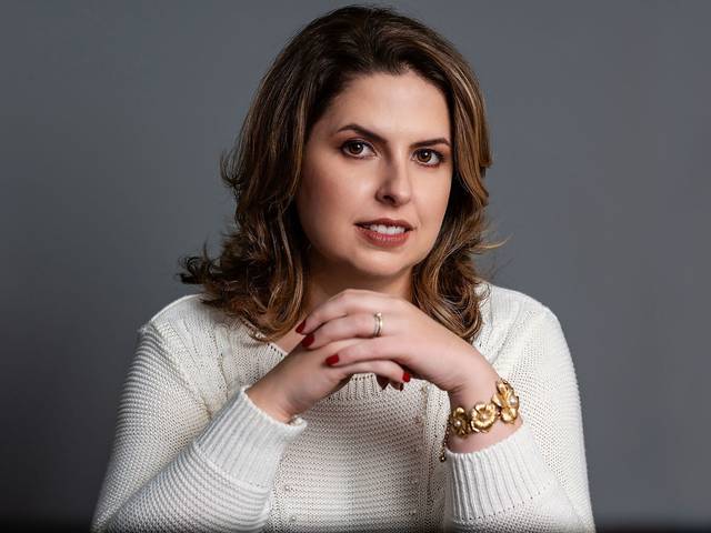 Retratos Profissionais de Dra Raquel D. de Souza