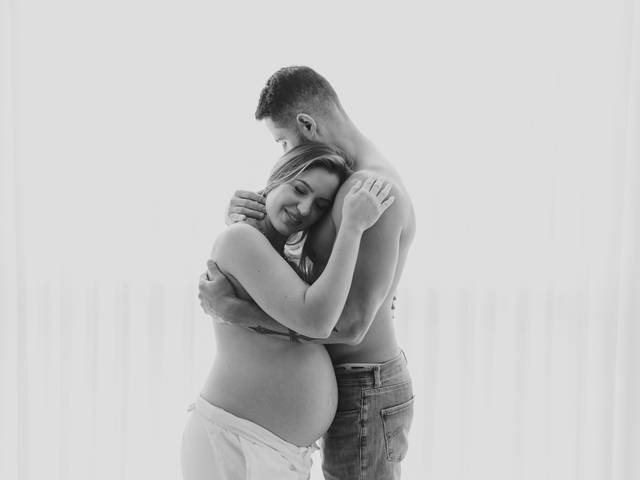 Intimista GESTANTE de INTIMISTA GESTANTE- MAYARA E VITOR